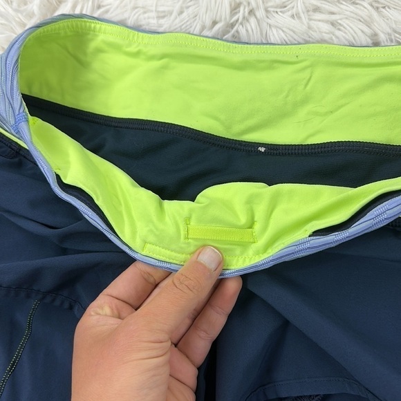 Lululemon Run: Speed Short *4-way Stretch Inkwell / Space Dye Twist Lullaby Ray - Picture 2 of 5